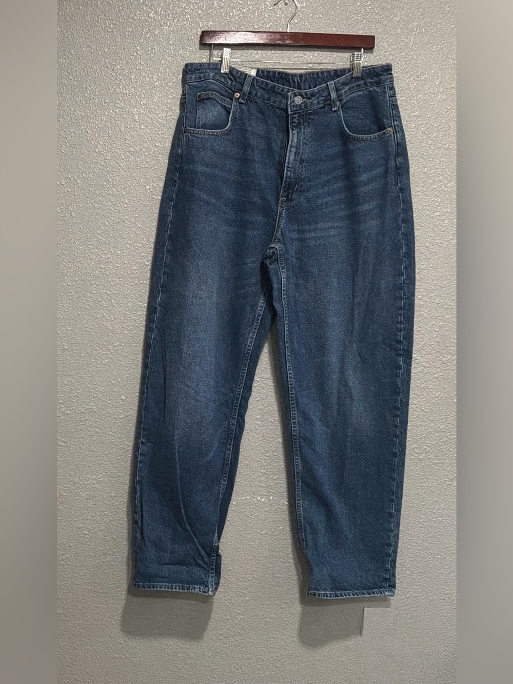 H&M Men's Straight Jeans in Dark Blue Denim baggy